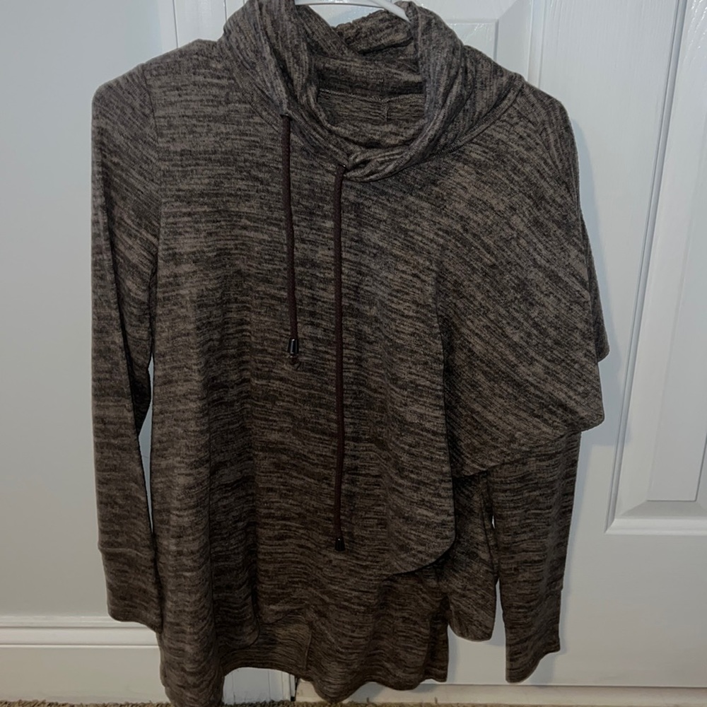 Pink magnolia gray/brown sweater